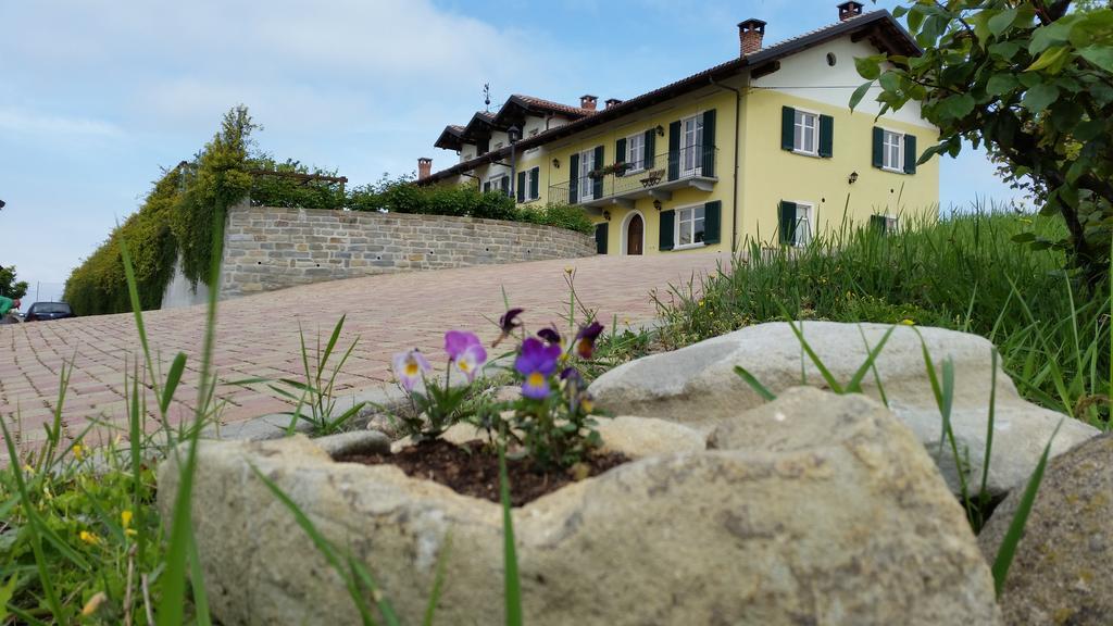Agriturismo Cascina Rabalot Diano dʼAlba Dış mekan fotoğraf